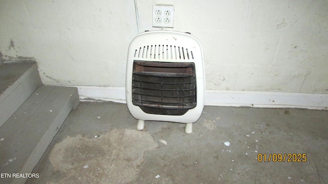 details with heating unit