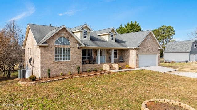 view of front of house with a porch and a front yard