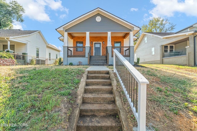 view of front of home featuring a porch