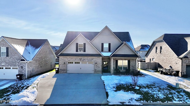 view of front facade featuring a garage