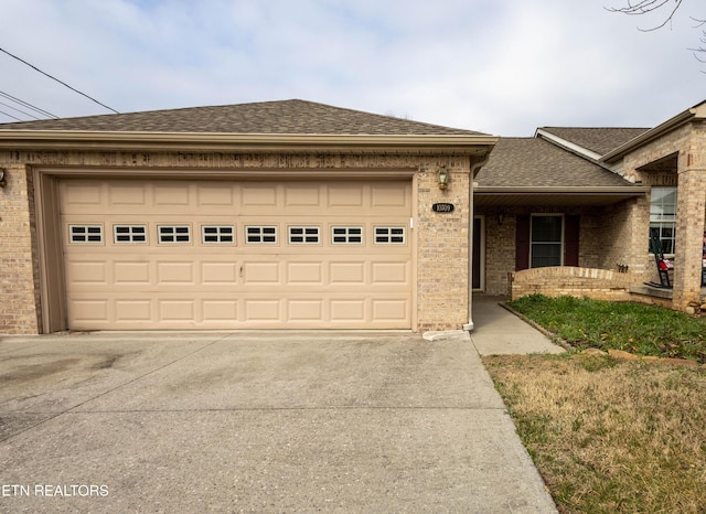 view of front facade with a garage