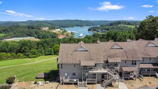 bird's eye view with a water view