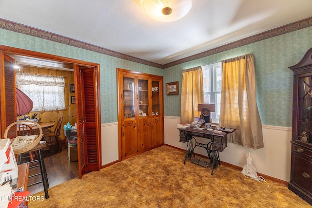 entrance foyer with carpet floors