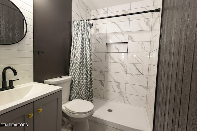 1964 Providence Rd, Sevierville, TN 37876 - bathroom with curtained shower, toilet, and vanity