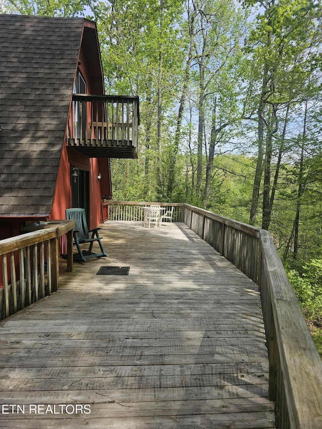 537 Gatlin Dr, Gatlinburg, TN 37738 - view of deck