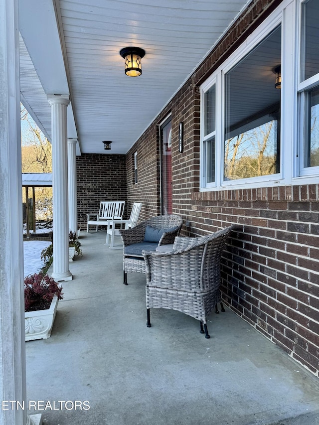 view of patio / terrace with covered porch