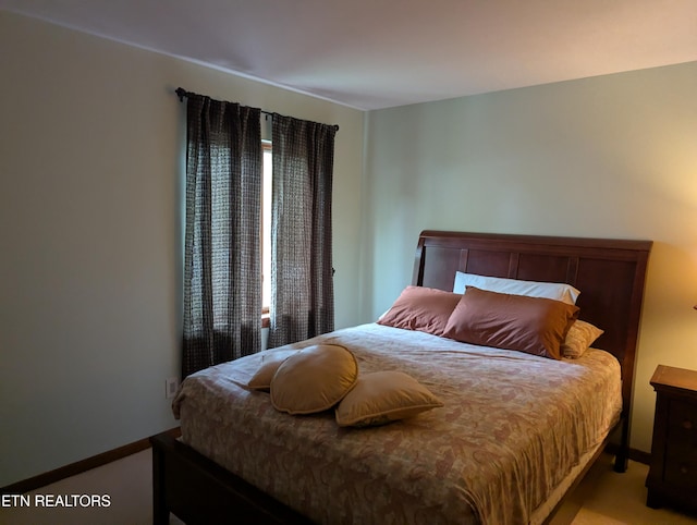 124 Sugarbush Cir, Crossville, TN 38558 - bedroom featuring baseboards