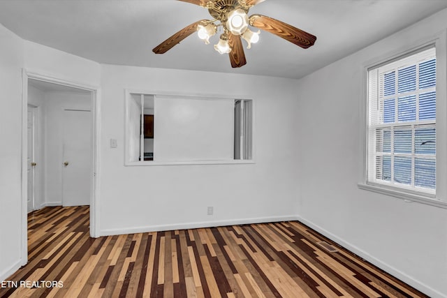 empty room with ceiling fan