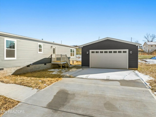 view of front facade with a garage