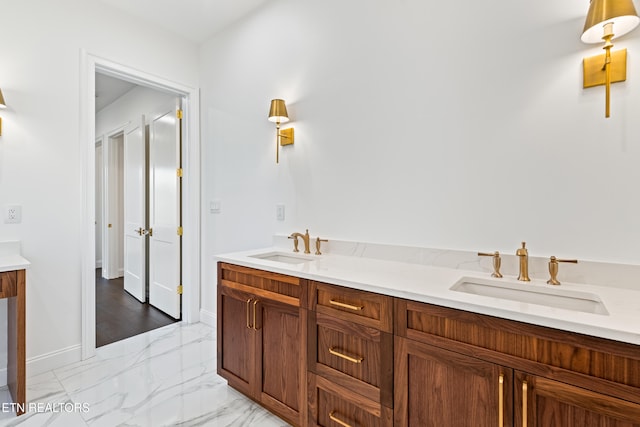 bathroom with vanity