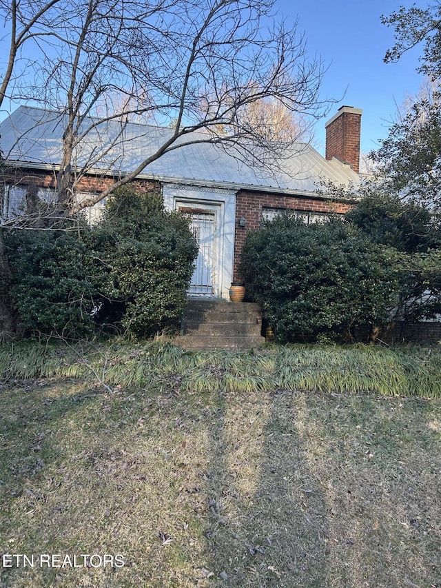 view of home's exterior