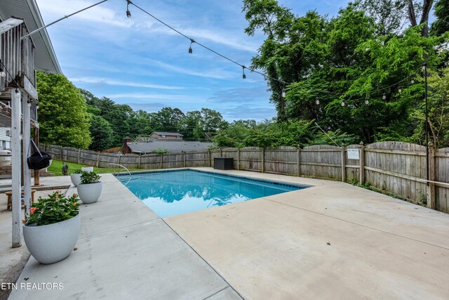 1705 Blackwood Dr, Knoxville, TN 37923 - photo 2