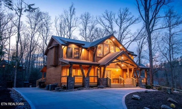 view of front of property with a porch