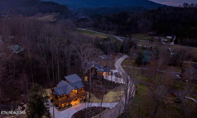 view of aerial view at dusk