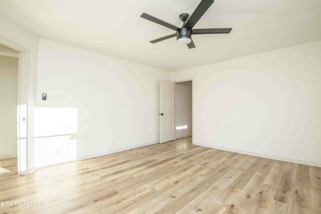 unfurnished room with light hardwood / wood-style floors and ceiling fan