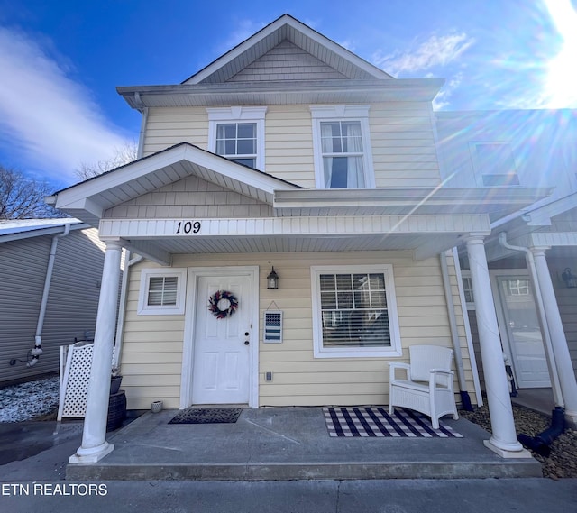 view of front of home with covered porch