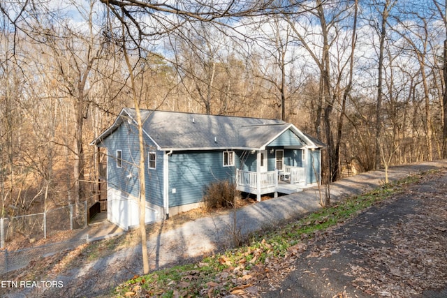 view of front of house featuring a porch