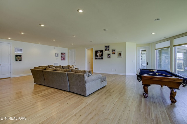 living area with light wood-style flooring, billiards, baseboards, and recessed lighting