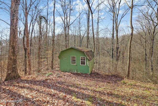 view of outdoor structure