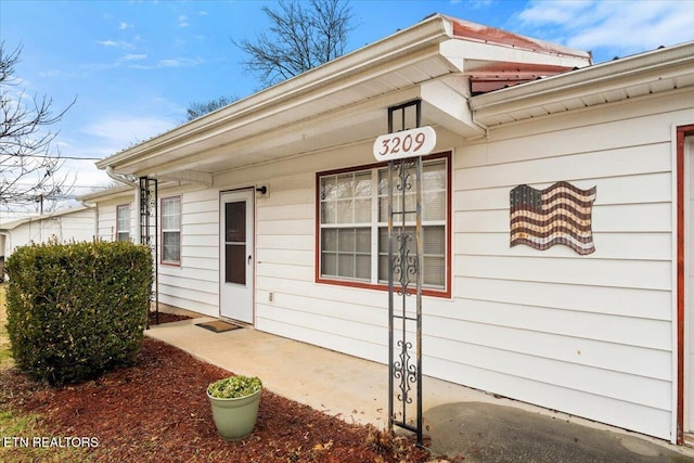 view of entrance to property