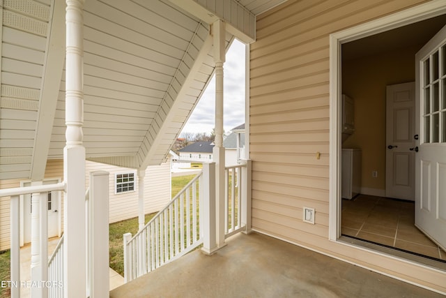 view of patio / terrace featuring covered porch