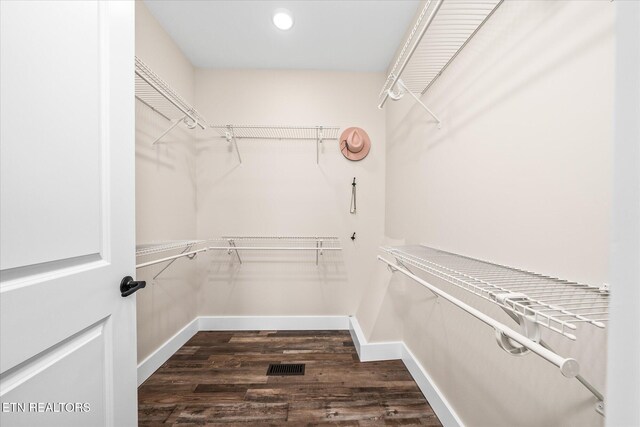 1918 Willow Grove Hwy, Monroe, TN 38573 - walk in closet featuring dark wood finished floors