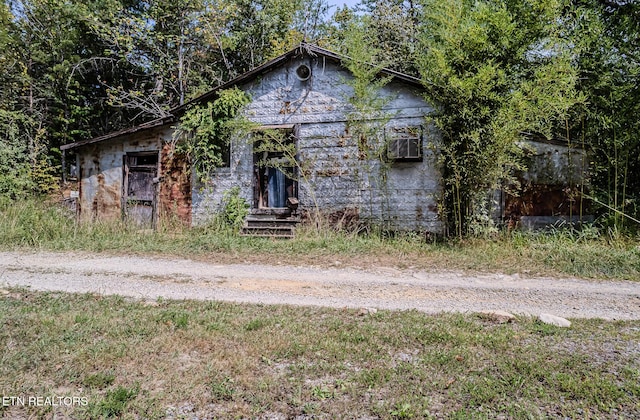 view of front of house