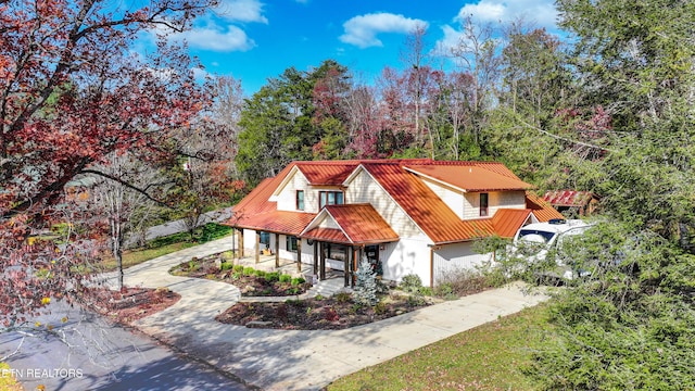 view of front of house with a porch