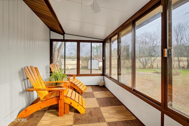 sunroom with vaulted ceiling