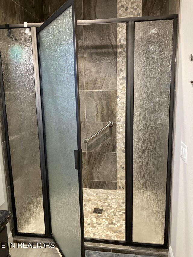 bathroom with walk in shower