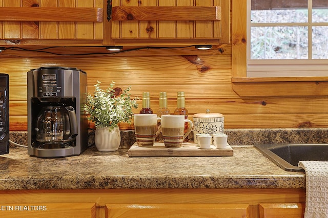 interior details with wood walls