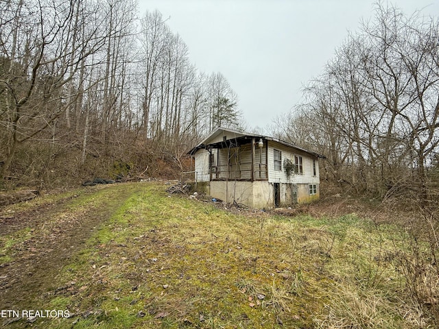 view of home's exterior