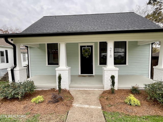 bungalow featuring a porch