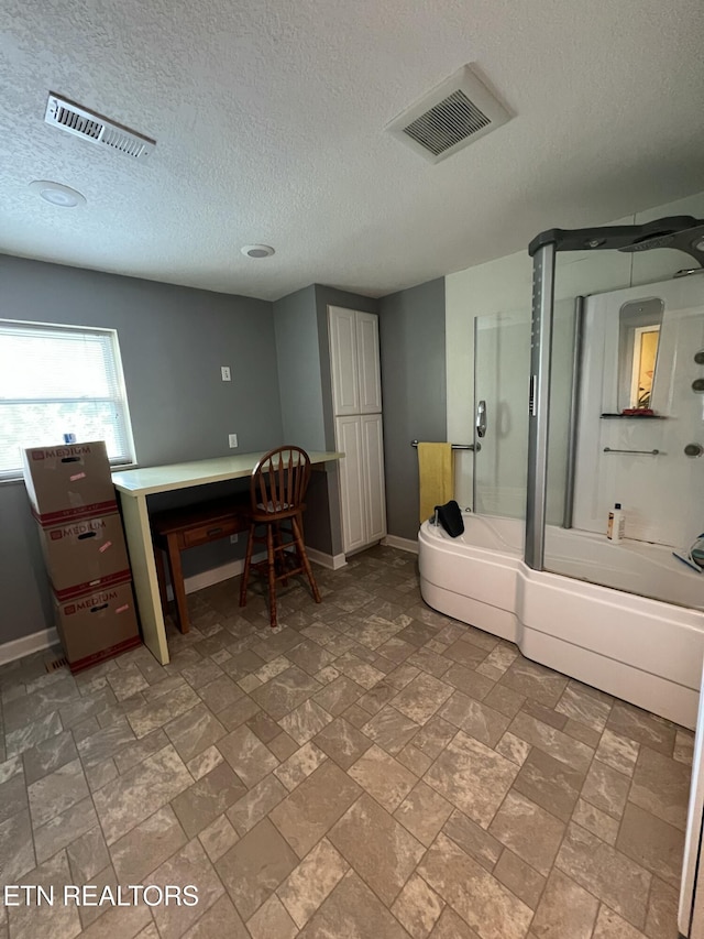 111 Old Evacuation Ln, Oliver Springs, TN 37840 - full bath featuring baseboards and a textured ceiling