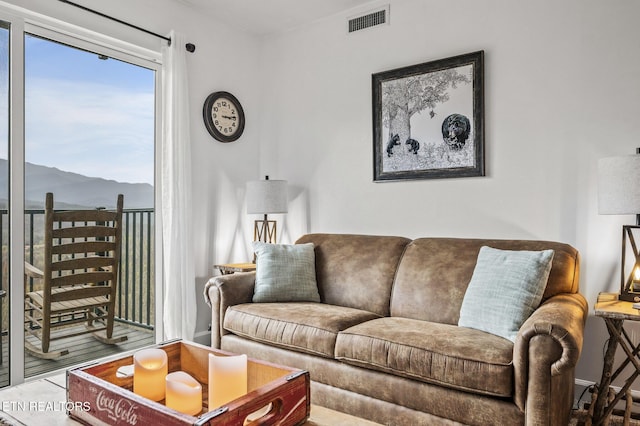 living room with a mountain view