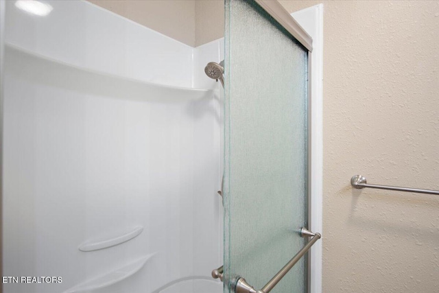1231 Jefferson Ave, Maryville, TN 37804 - bathroom with a shower with door