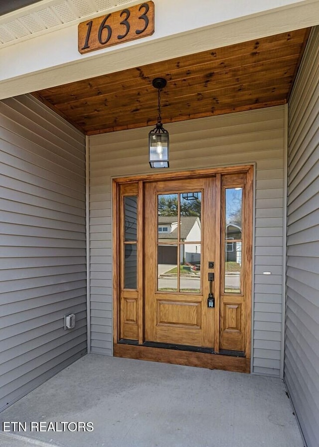 view of entrance to property