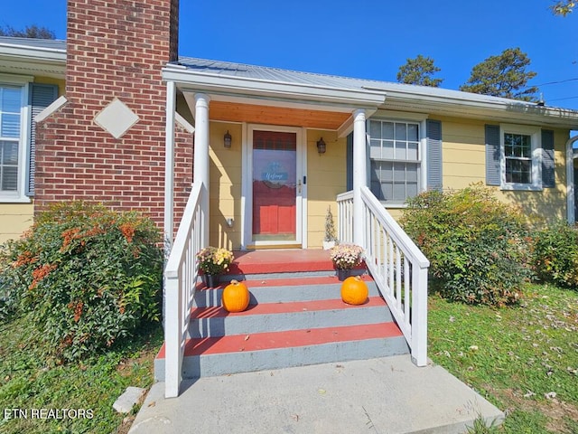 view of property entrance