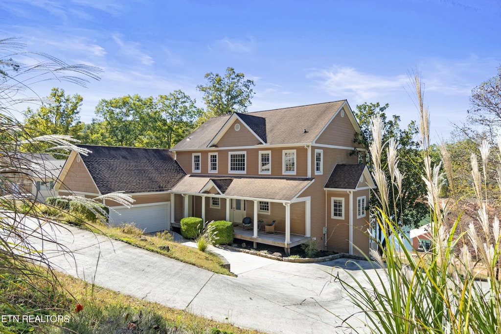 view of front of home featuring a garage