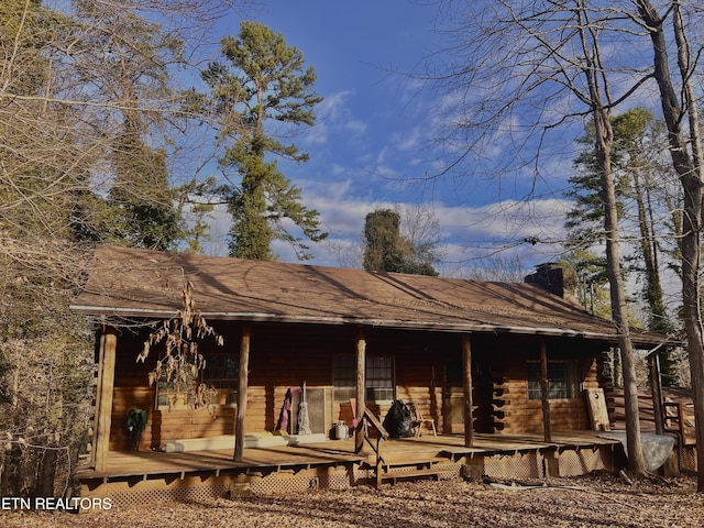 view of front of property