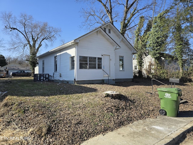 view of front of property