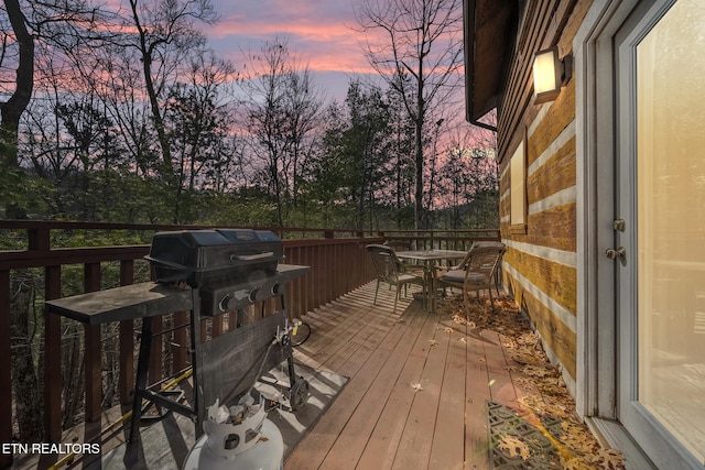 view of deck at dusk