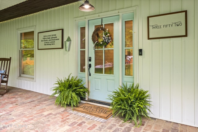 352 Bates Ln, Caryville, TN 37714 - entrance to property