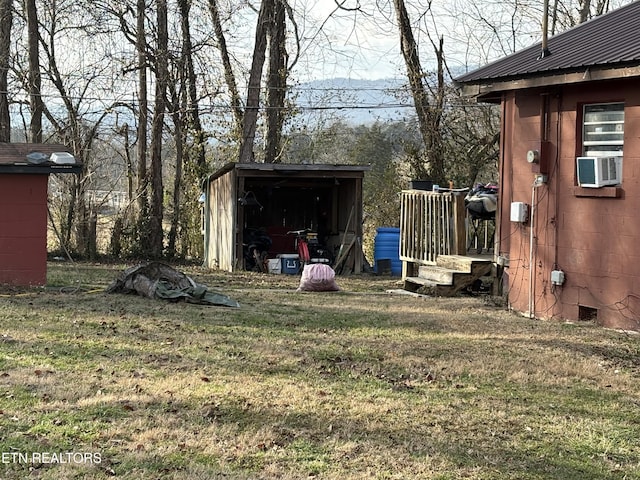 view of yard featuring cooling unit