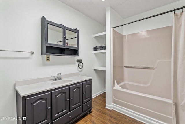 1731 Vonore Rd, Loudon, TN 37774 - bathroom featuring shower / bath combo with shower curtain, vanity, and wood finished floors