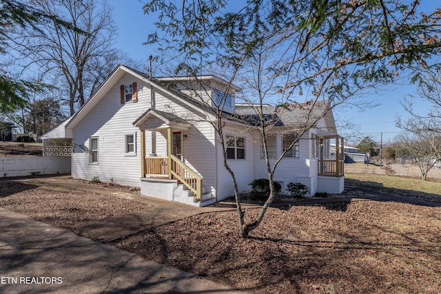 view of front of property