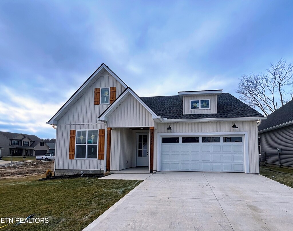 1604 Daly Dr, Cookeville, TN 38506 - photo 1