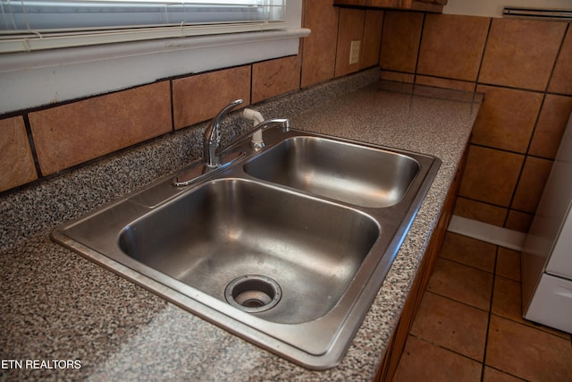 room details with sink