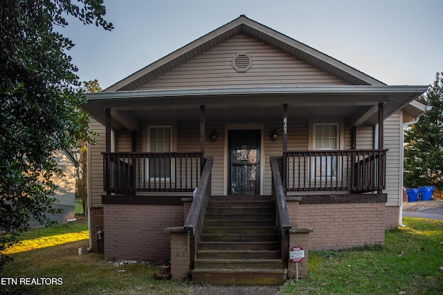 bungalow with a porch