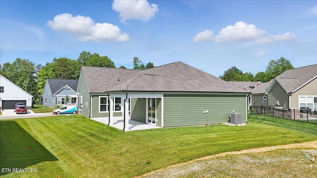 315 Trillium Trl, Lenoir City, TN 37771 - photo 3